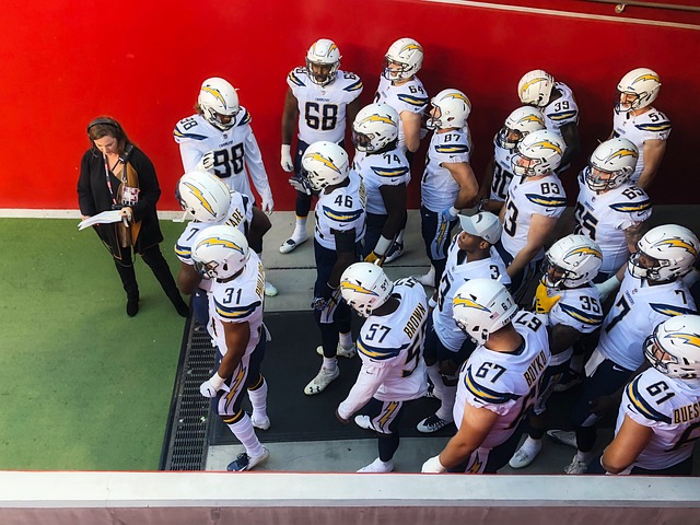 霍伊倫明顯 霍伊倫明顯